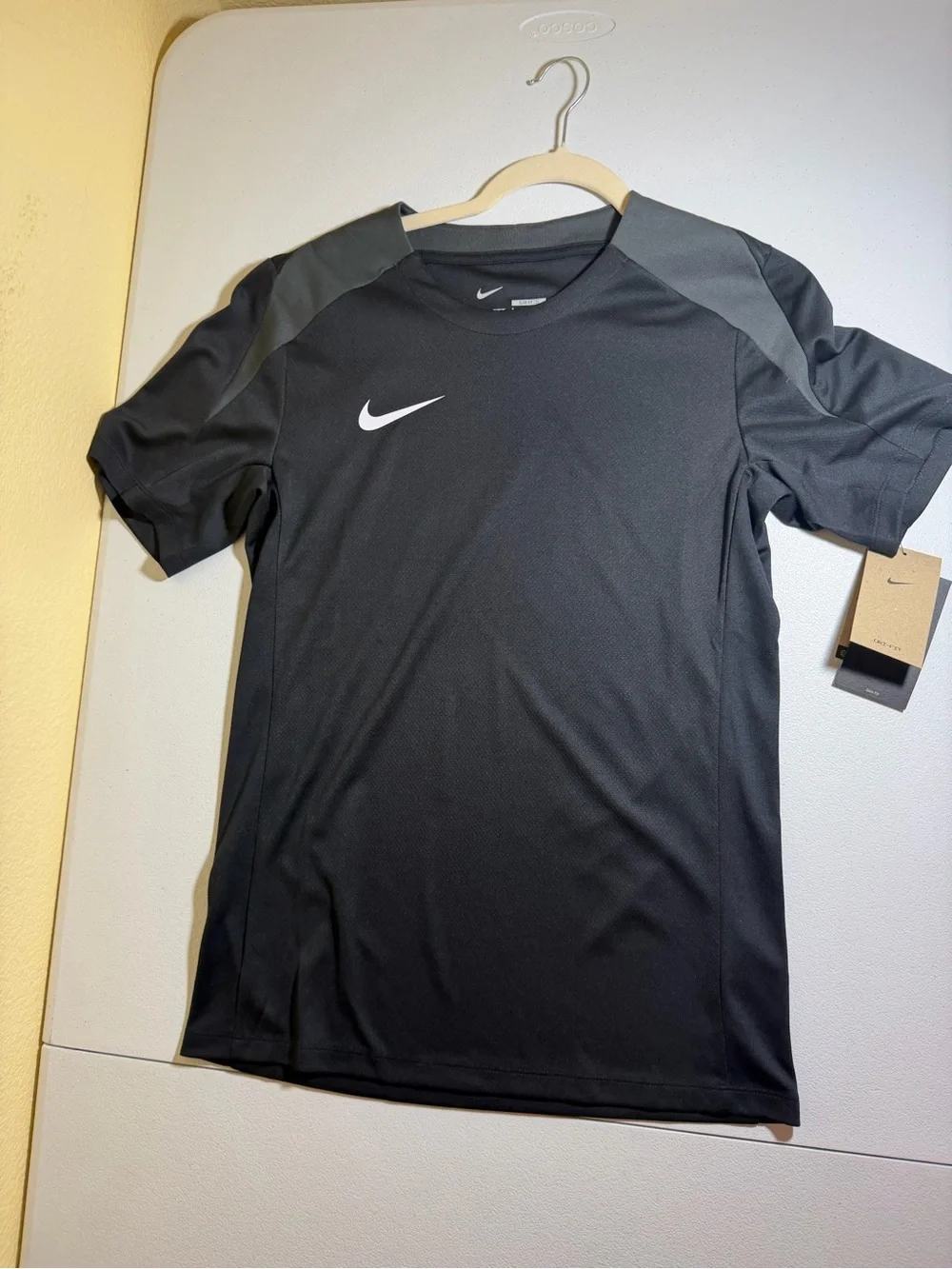 Nike Black Dri-FIT Slim Fit Athletic Tee Short Sleeve NWT